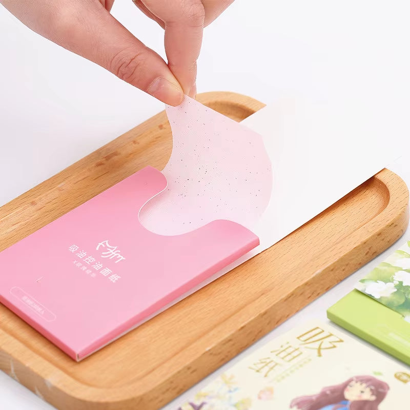 2022 Hot Protable Facial Absorbent Paper Oil Control Wipes Green Tea Bamboo Charcoal Sheet Oily Face Blotting Matting Tissue